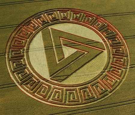 Crop circle with impossible triangle